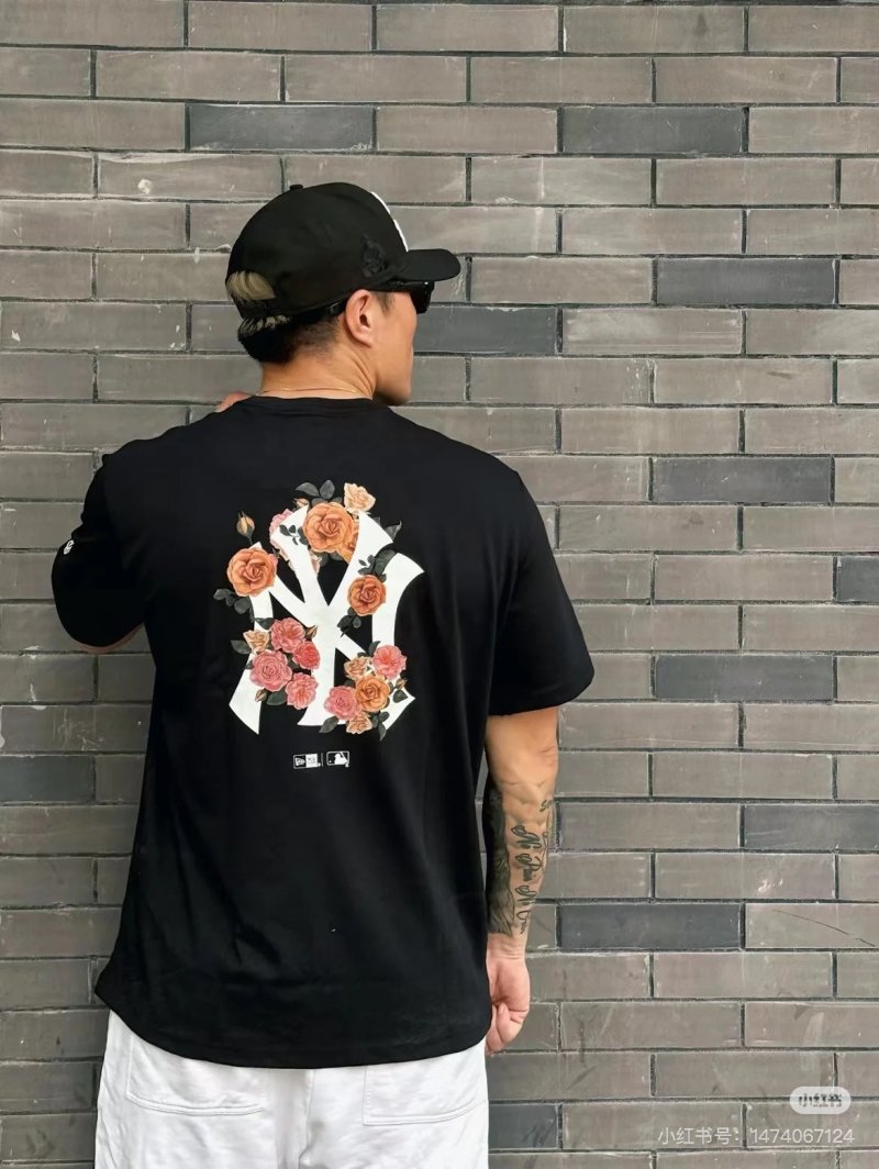 MLB Floral Rose Back Print Oversized Black T-Shirt
