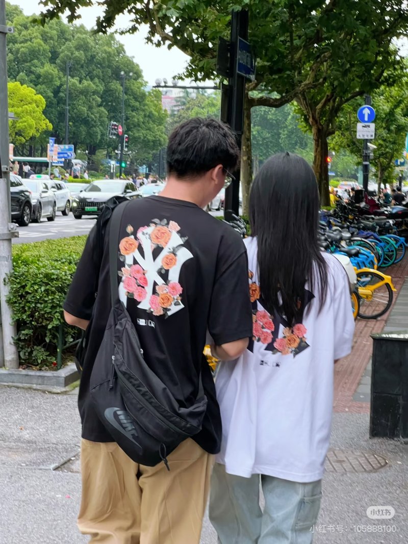MLB Floral Rose Back Print Oversized Black T-Shirt view