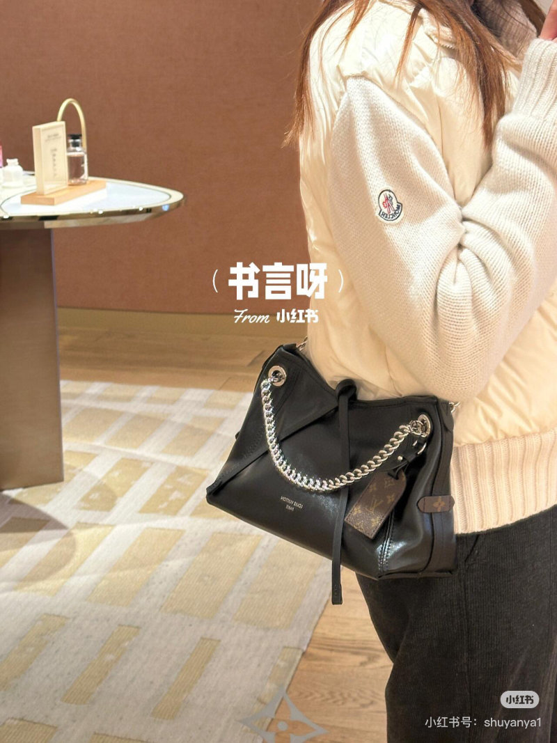 Moncler Black Leather Chain Shoulder Bag