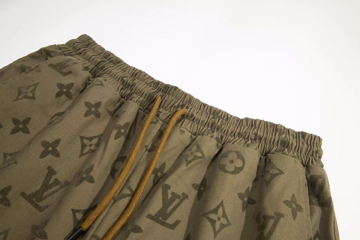 Louis Vuitton Monogram Shorts Olive view