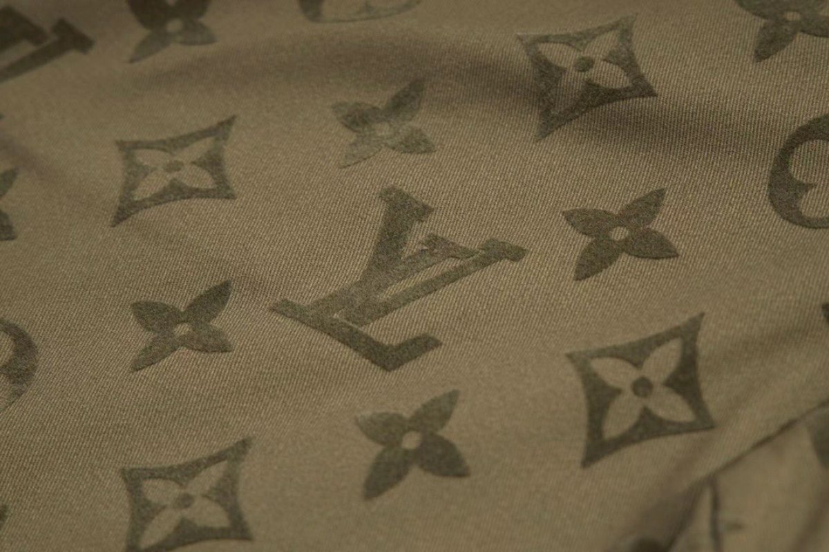Louis Vuitton Monogram Shorts Olive view