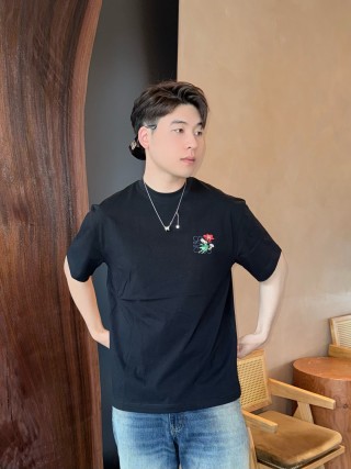 Black T-Shirt with Floral Embroidery Detail view 7