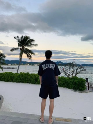Paris Sunset Graphic Black T-Shirt view 3