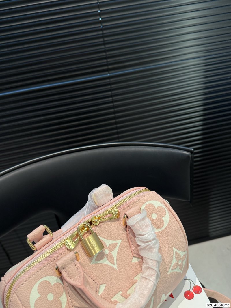 Louis Vuitton Pillow Bag Pink Monogram view