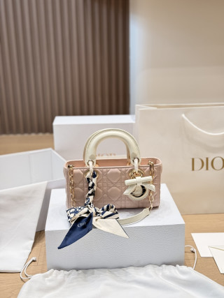 Dior Lady D-Joy Horizontal Quilted Shoulder Bag Beige view 4