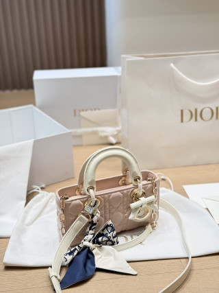 Dior Lady D-Joy Horizontal Quilted Shoulder Bag Beige view 5