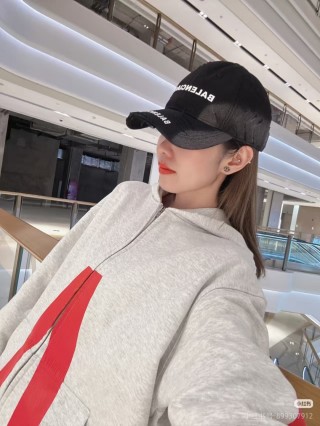 Balenciaga Distressed Double Logo Embroidered Baseball Cap Black view 2