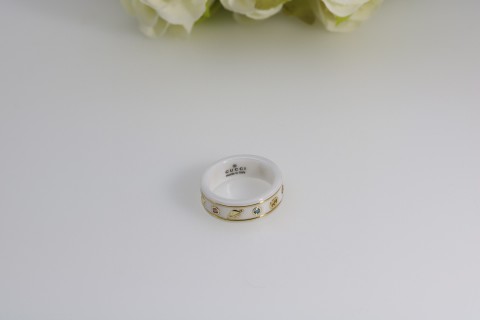 Gucci Icon Bee Ceramic & Gemstone Ring - White & Gold view 2