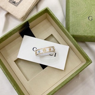 Gucci Icon Bee Ceramic & Gemstone Ring - White & Gold view 6