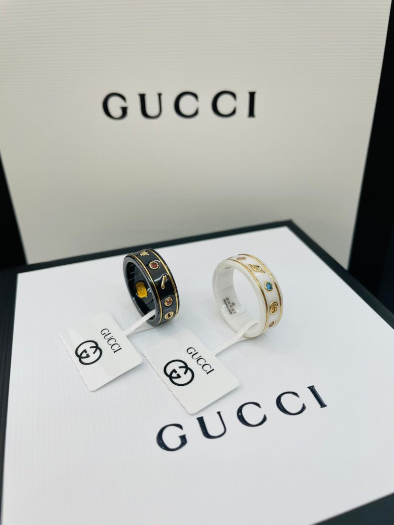 Gucci Icon Bee Ceramic & Gemstone Ring - White & Gold view