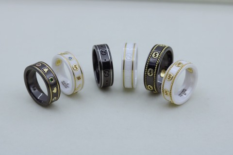 Gucci Icon Bee Ceramic & Gemstone Ring - White & Gold view 9