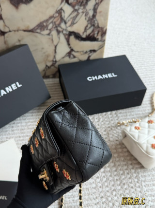 Chanel Classic Floral Quilted Shoulder Bag Black Orange view 4