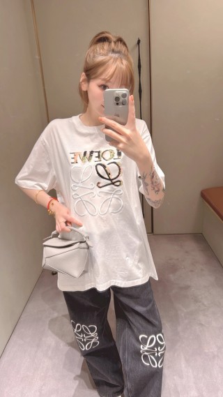 Loewe Anagram Logo White Short-Sleeve T-Shirt view 4