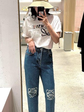 Loewe Anagram Logo White Short-Sleeve T-Shirt view 8