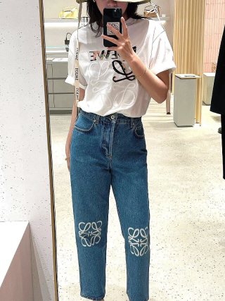 Loewe Anagram Logo White Short-Sleeve T-Shirt view 9