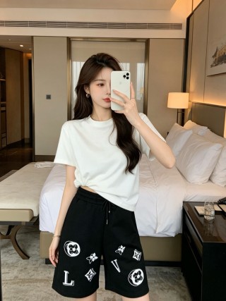 Louis Vuitton Monogram Casual Black Shorts view 5