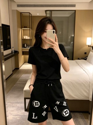 Louis Vuitton Monogram Casual Black Shorts view 6
