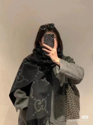 Gucci GG Reversible Jacquard Long Scarf Black view 8
