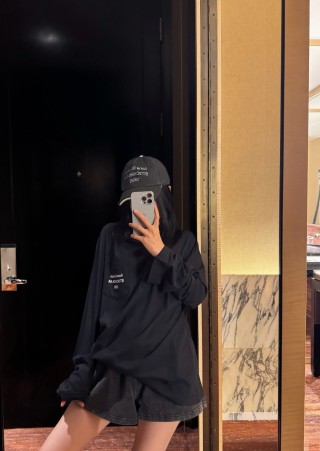 Black Long Sleeve Graphic Print T-Shirt with Heart Detail view 8