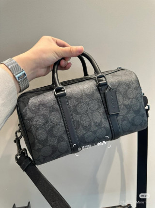 Coach Classic Boston Bag Black Signature view 2