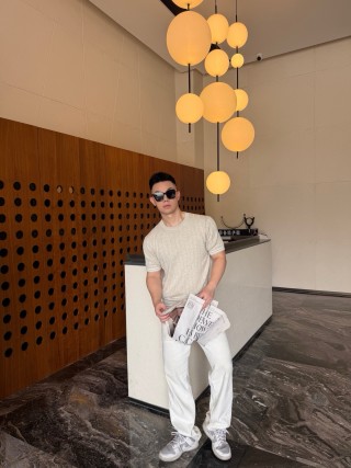 Cream Pinstripe Short Sleeve T-Shirt with Ribbed Trim view 3