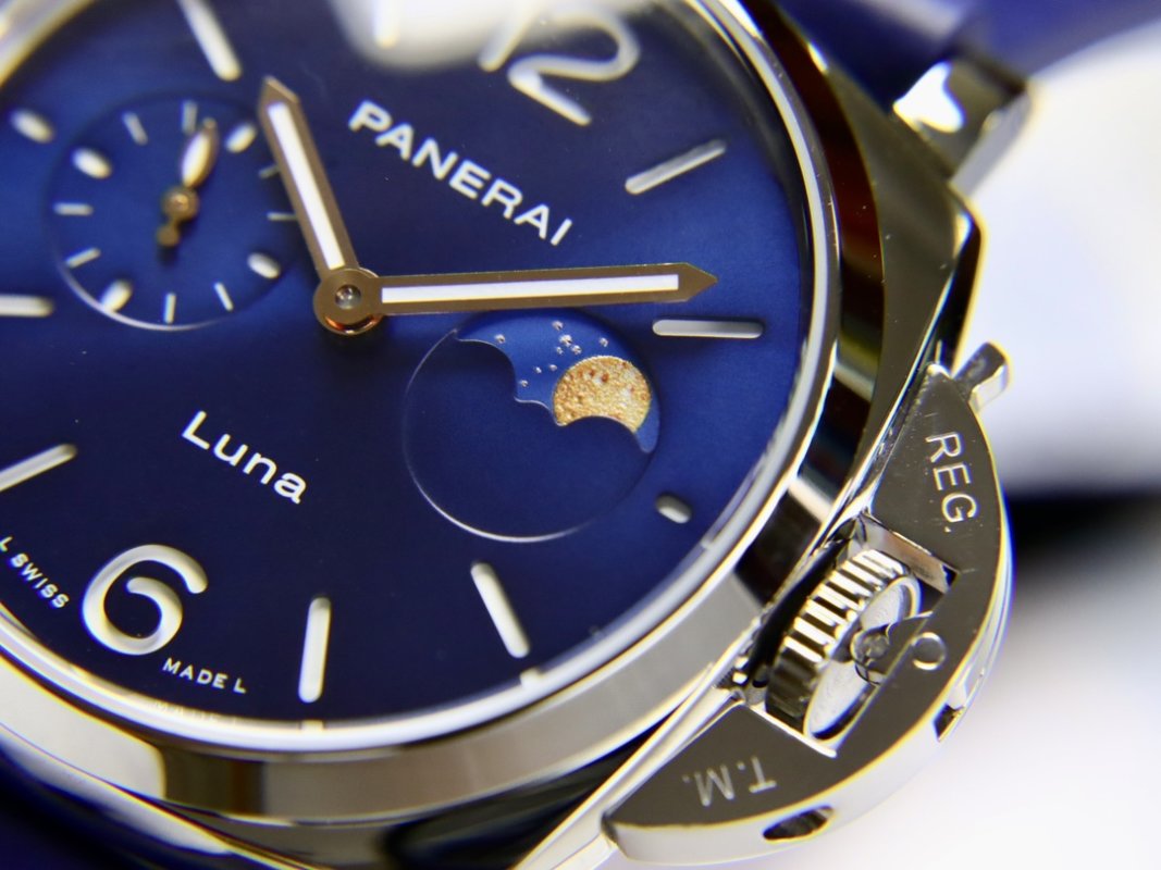 Panerai Luminor Due Luna Blue Dial 42mm Watch view