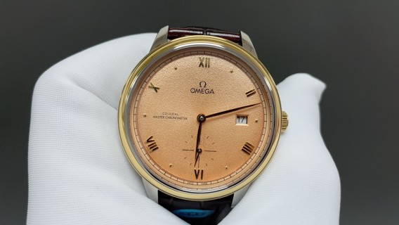 Omega De Ville Prestige Automatic Steel Watch 41mm view 3