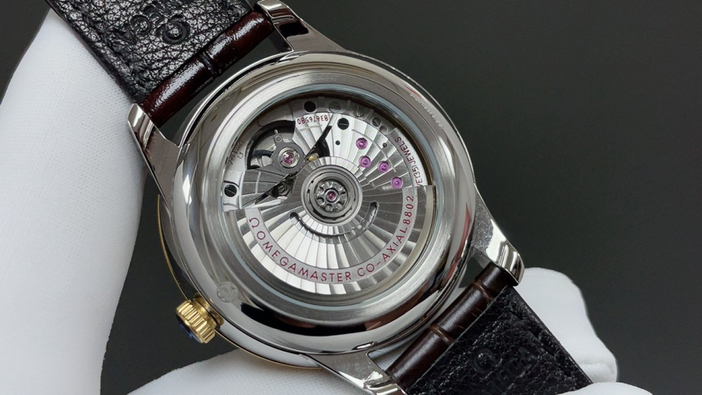 Omega De Ville Prestige Automatic Steel Watch 41mm view
