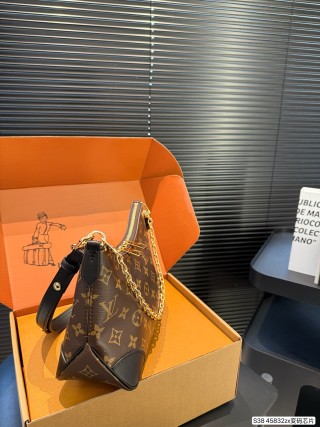 Louis Vuitton Monogram Shoulder Bag with Chain Strap view 4