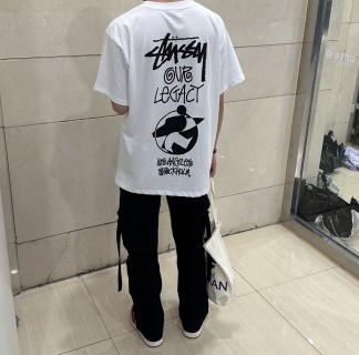 Stüssy Cream Short Sleeve T-Shirt with Logo Print view 3