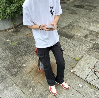 Stüssy Cream Short Sleeve T-Shirt with Logo Print view 5