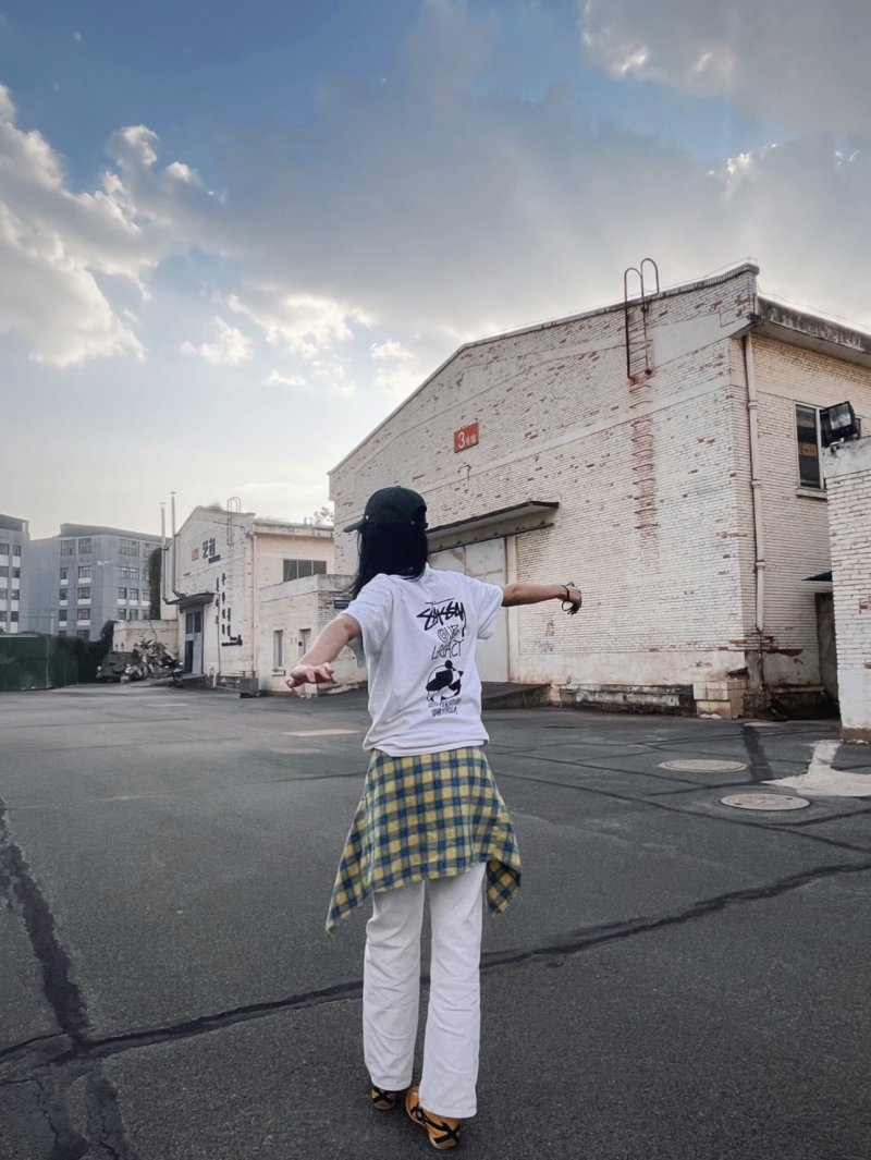 Stüssy Cream Short Sleeve T-Shirt with Logo Print view