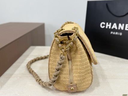 Chanel Woven Straw Shoulder Bag in Cream view 2