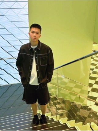 Prada Black Cargo Shorts with Contrast Stitching view 8