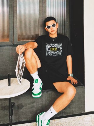 Dior Black Graphic Logo T-Shirt view 3