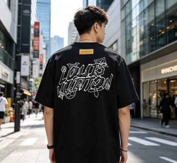 Louis Vuitton LV Monogram Black T-Shirt view 4