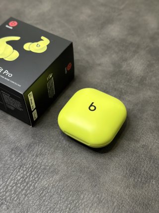 Beats Fit Pro Wireless Earbuds – Volt Yellow