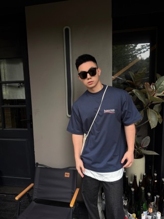 Balenciaga Navy Logo Graphic Short Sleeve T-Shirt view 8