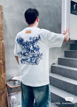 White Graphic Print Short Sleeve T-Shirt with Blue Sketch Design view 3