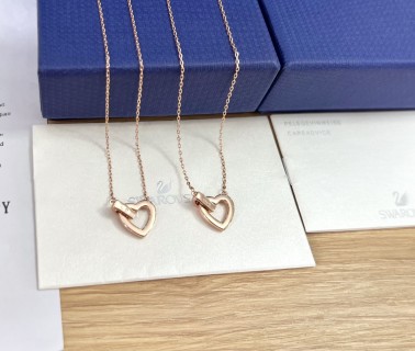 Swarovski Lovely Heart Pendant Necklace Rose Gold view 8
