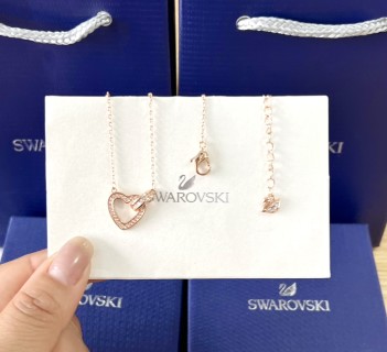 Swarovski Lovely Heart Pendant Necklace Rose Gold view 9