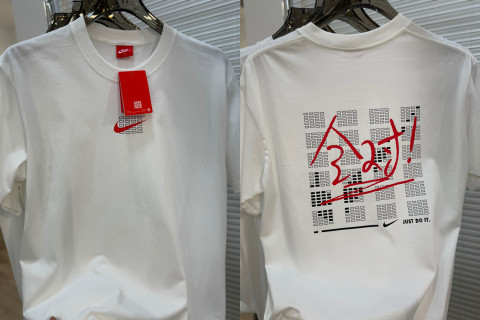 Nike Air Paraglod White Short Sleeve T-Shirt view 5