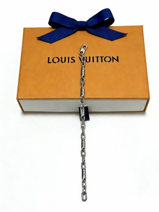 Louis Vuitton Silver Chain Link Bracelet view 3