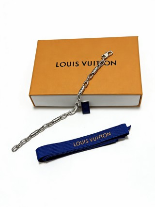 Louis Vuitton Silver Chain Link Bracelet view 6