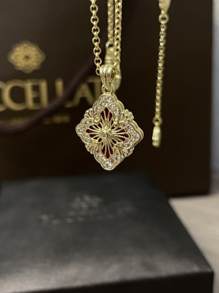 Buccellati Opera Tulle Four-Leaf Clover Gold Necklace - Red Agate view 8