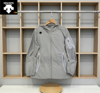 Descente UA Ice-Sense Sunblock Jacket Sage Green view 2