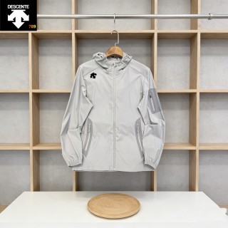 Descente UA Ice-Sense Sunblock Jacket Sage Green view 3