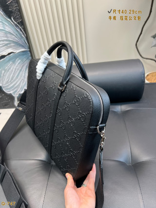 Gucci Embossed Leather Briefcase Black 40cm view 3