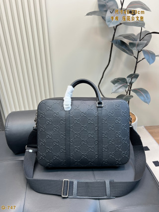 Gucci Embossed Leather Briefcase Black 40cm view 7