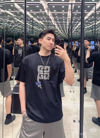 Black Graphic Print Short Sleeve T-Shirt with Floral Pattern view 3